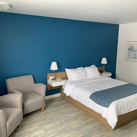 Metabetchouan Motel Le Rond Point מראה חיצוני תמונה
